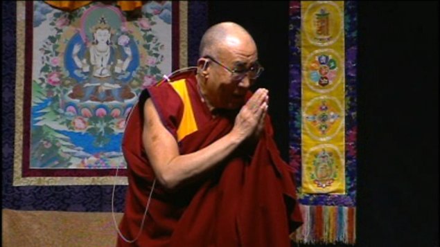 Le dala�-lama a prononc� un discours au Centre municipal d'Ottawa.