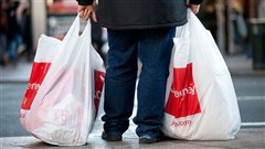 Un homme et ses achats � New York