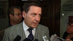 Le ministre des Transports, Pierre Moreau