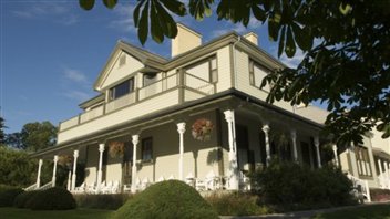 La Villa Estevan