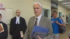 L'ex-juge à la retraite Jacques Delisle au palais de justice de Québec vendredi.