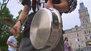 26e marche nocturne à Québec : tapage de casseroles sans accrocs