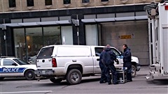 L'équipe d'intervention d'urgence en cas de déversement de matières dangereuses (Hazmat) s'est rendue sur place.