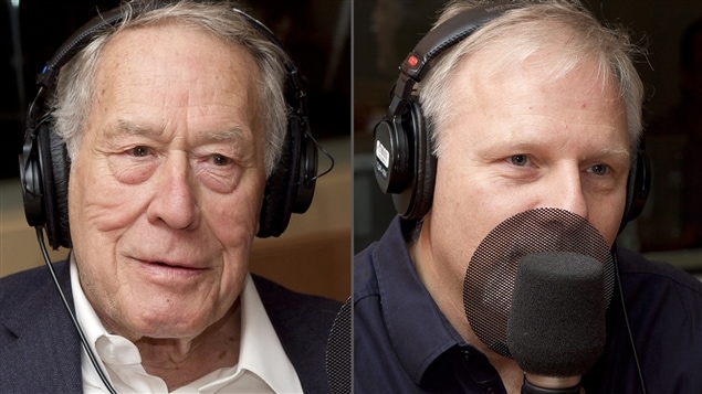 �Radio-Canada/Christian C�t� | <b>L�ex-ministre J�r�me Choquette et le journaliste Jean-Fran�ois Lis�e</b>