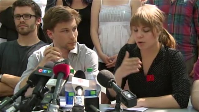 Gabriel Nadeau-Dubois et Jeanne Reynolds, deux des co-porte-parole de la CLASSE