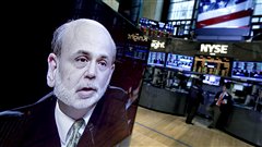 Retransmission du discours du président de la Fed, Ben Bernanke, à la Bourse de New York.