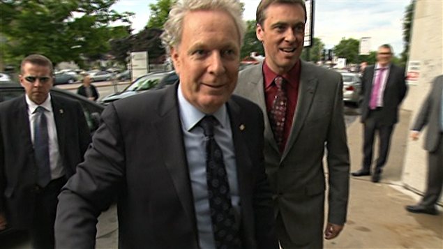 Le premier ministre Jean Charest était de passage dans LaFontaine