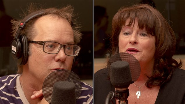 �Radio-Canada/Olivier Lalande | <b>Le com�dien Denis Bouchard et la dirigeante de la Fondation Mathieu-Lafond, Carole Cartier</b>