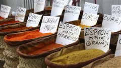 �pices dans un march� andaloux, en Espagne / iStock