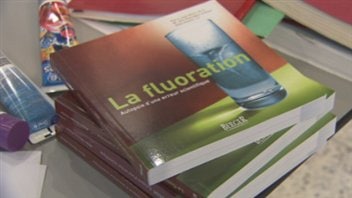 Un groupe veut demander un moratoire sur la fluoration de l'eau à Trois-Rivières