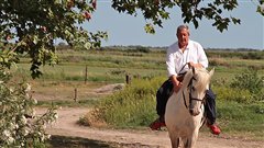 Philippe Moll� sur la route du sel