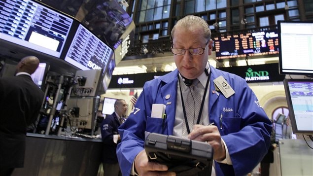Un courtier à la bourse de New York