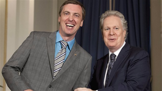 Le député Marc Tanguay à son assermentation à l'Assemblée nationale, accompagné du premier ministre Jean Charest