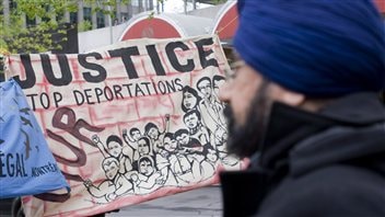 Manifestation contre les réformes du système de l'immigration à Montréal, le 20 avril 2012