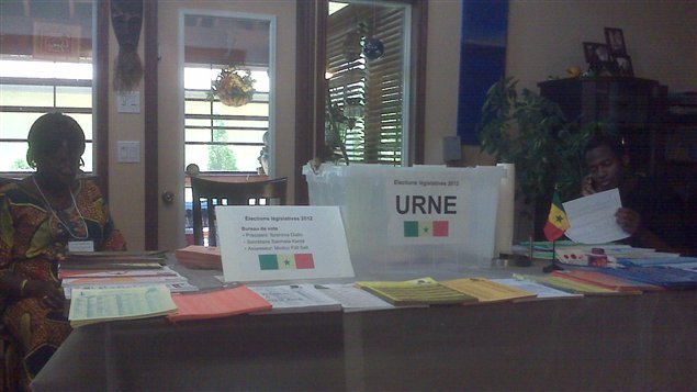 Le bureau de vote de Winnipeg pour les élections législatives sénégalaises.