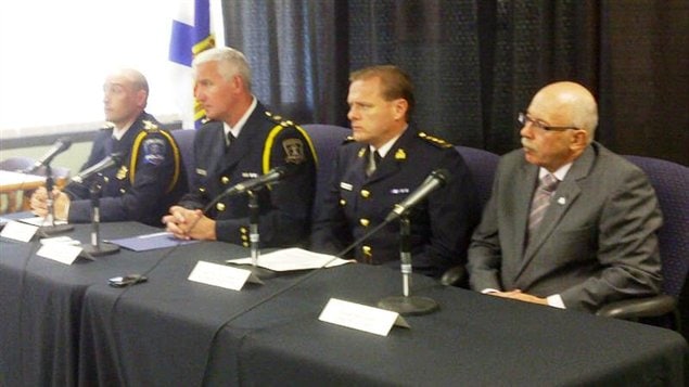 Les corps policiers d'Halifax et de Truro ainsi que la GRC ont tenu une conférence de presse pour faire le point sur la disparition de Melissa Dawn Peacock.