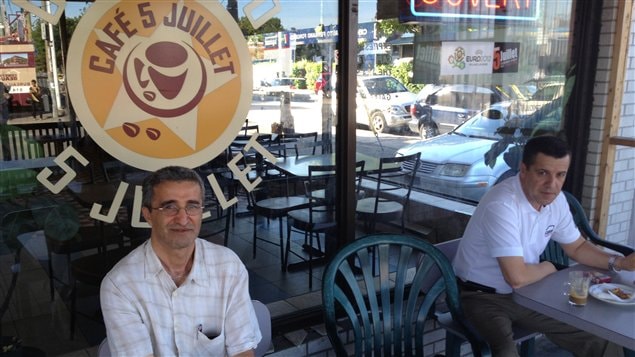 @Radio-Canada/Dominic brassard | Ramon Amid, propri�taire du caf� du 5 juillet � Montr�al