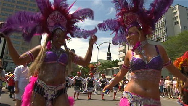 Défilé de la Carifiesta à Montréal