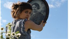 La jeune artiste Klô Pelgag est en spectacle au Festival d'été de Québec