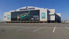 Le vieux Colisée ne sera pas mis aux normes de la LNH pour l'automne prochain.