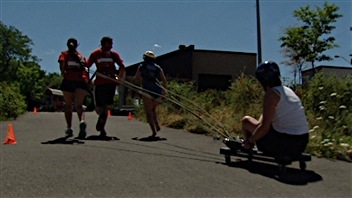 La course de traîneau sur roulettes est une des épreuves les plus populaires à Ottawa.