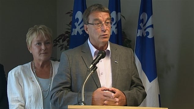 Bernard Généreux en compagnie de la chef du PQ Pauline Marois