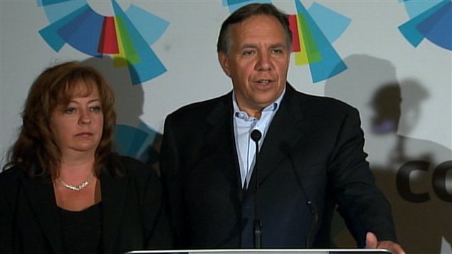 Sylvie Roy en compagnie de son chef, François Legault