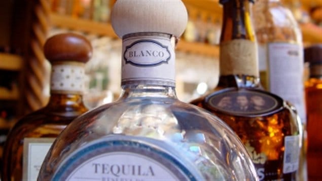 Botellas de tequila