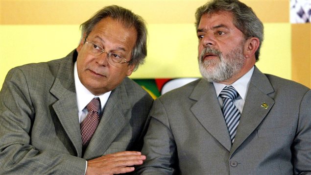 Jos� Dirceu (� gauche), l'ancien chef de cabinet du pr�sident Lula (� droite)