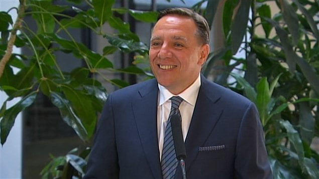 François Legault, questionné par les journalistes quant à la candidature présumée de Jacques Duchesneau.