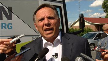 François Legault a assuré que Jacques Duchesneau serait libre pour témoigner dès lundi devant la commission Charbonneau.