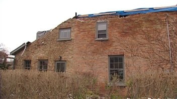 Une maison démolie par la tornade