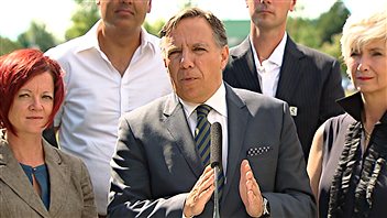 François Legault en point de presse à Saint-Constant