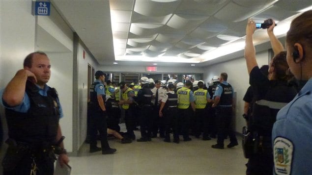 Intervention policière à l'intérieur de l'Université de Montréal, le 28 août 2012