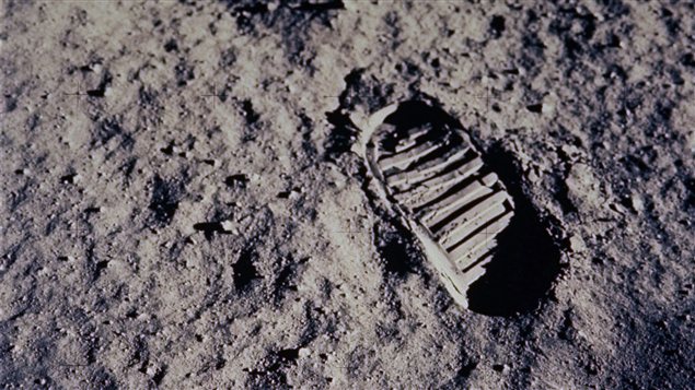 Pas d'un des astronautes d'Apollo 11 sur la Lune