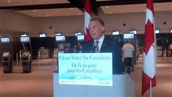Le ministre Peter Kent à Toronto
