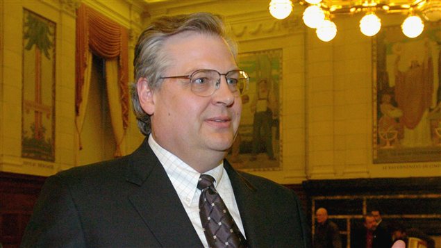 Le co-PDG de XL Foods, Brian Nilsson, parlait devant un comité parlementaire sur l'agriculture, en 2004 (archives).