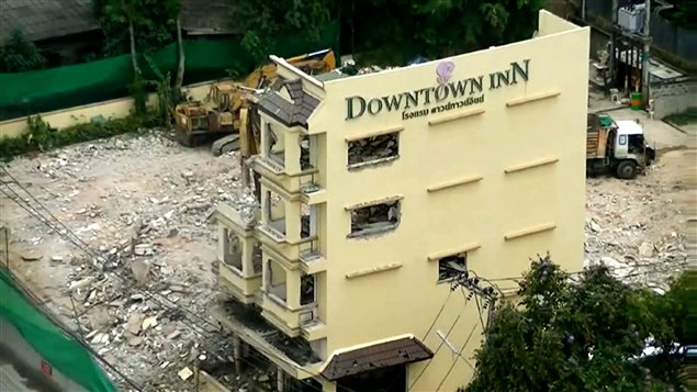 L'hôtel Downtown Inn, où quatre touristes sont décédés, a été démoli au cours de l'été 2012.