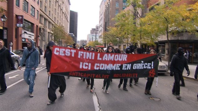 Manifestation pour marquer le 1er anniversaire d'Occupons Montréal