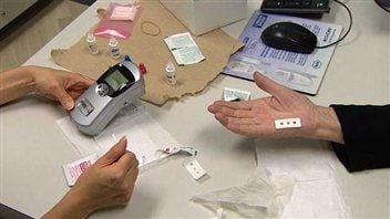 A new skin test allows pharmacists to measure the level of skin cholesterol