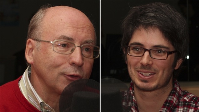 �Radio-Canada/Olivier Lalande | <b>L'auteur et professeur Jean-Pierre Lemasson et le cofondateur du site Poutinewar, Guillaume Lozeau</b>