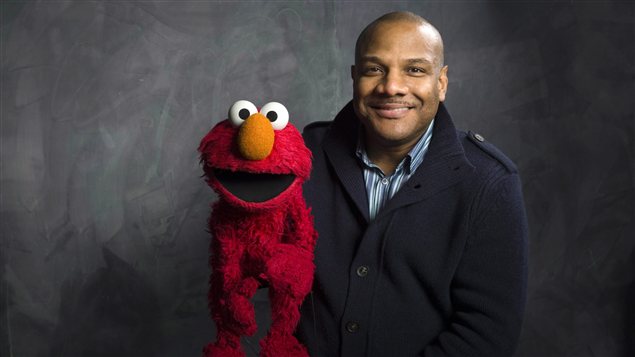 Kevin Clash et la marionnette d'Elmo