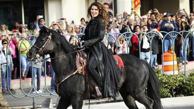 Shania Twain a fait son entrée à Las Vegas sur un cheval.