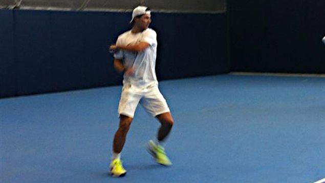Rafael Nadal à nouveau sur un terrain