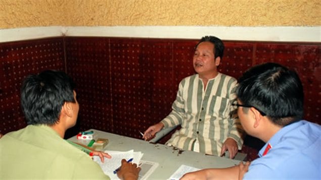 Le blogueur Dinh Dang Dinh est condamné à six ans de prison (cadn.com.vn)  