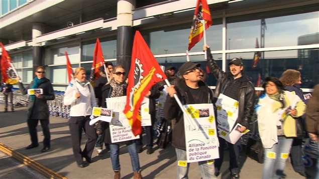 comment devenir douanier canada