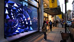 10 artistes, 10 vitrines