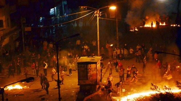Une manifestation a tourné à l'émeute sur la place Tahrir, au Caire, en Égypte.