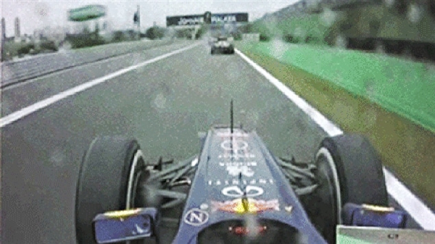 Sebastian Vettel derrière Jean-Éric Vergne au Brésil