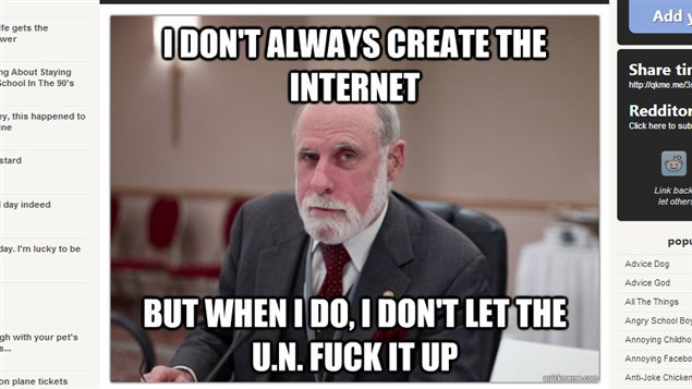 Un mème mettant en scène Vinton Cerf